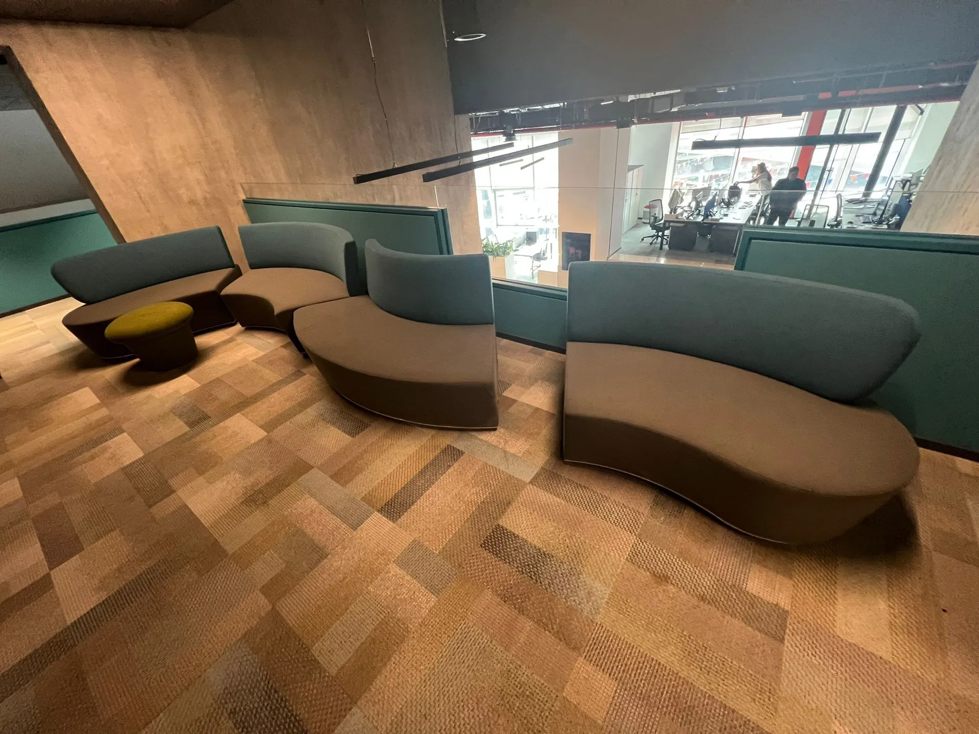 Ofis oturma alanı temizliği